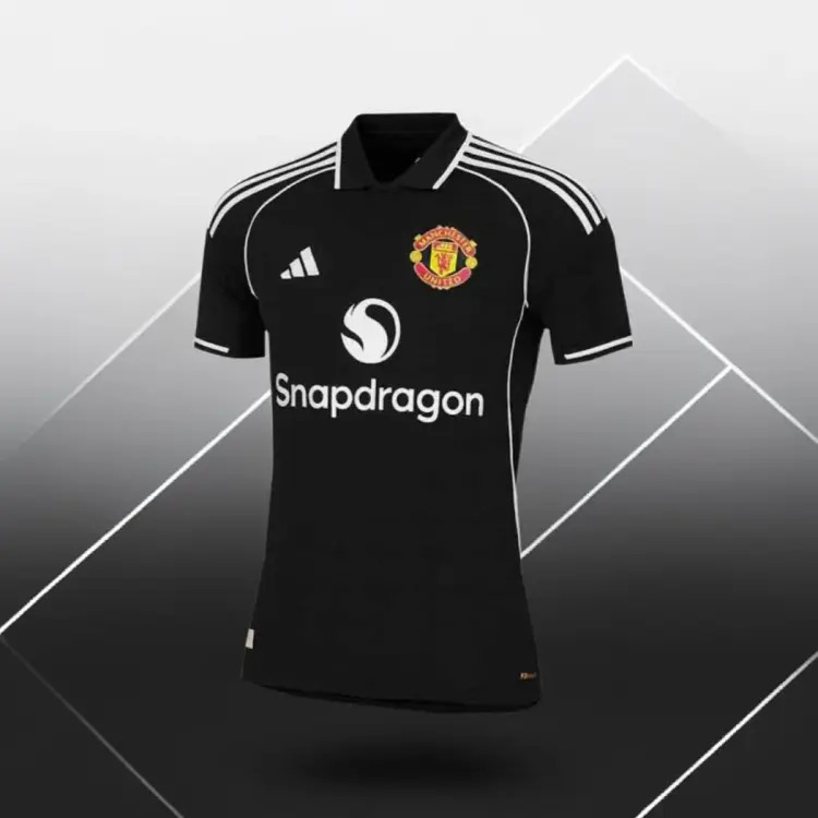 MANCHESTER UNITED 25-26 PLAYER EDITION